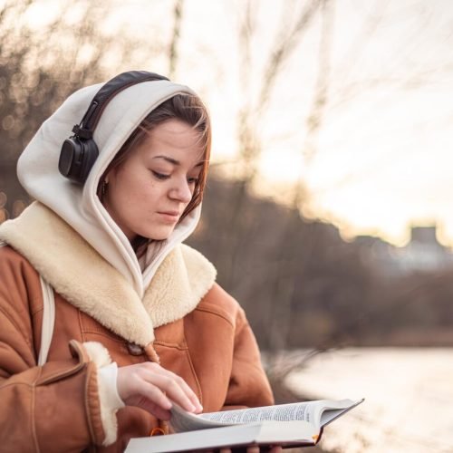 Benefits of reading/listening to scripture